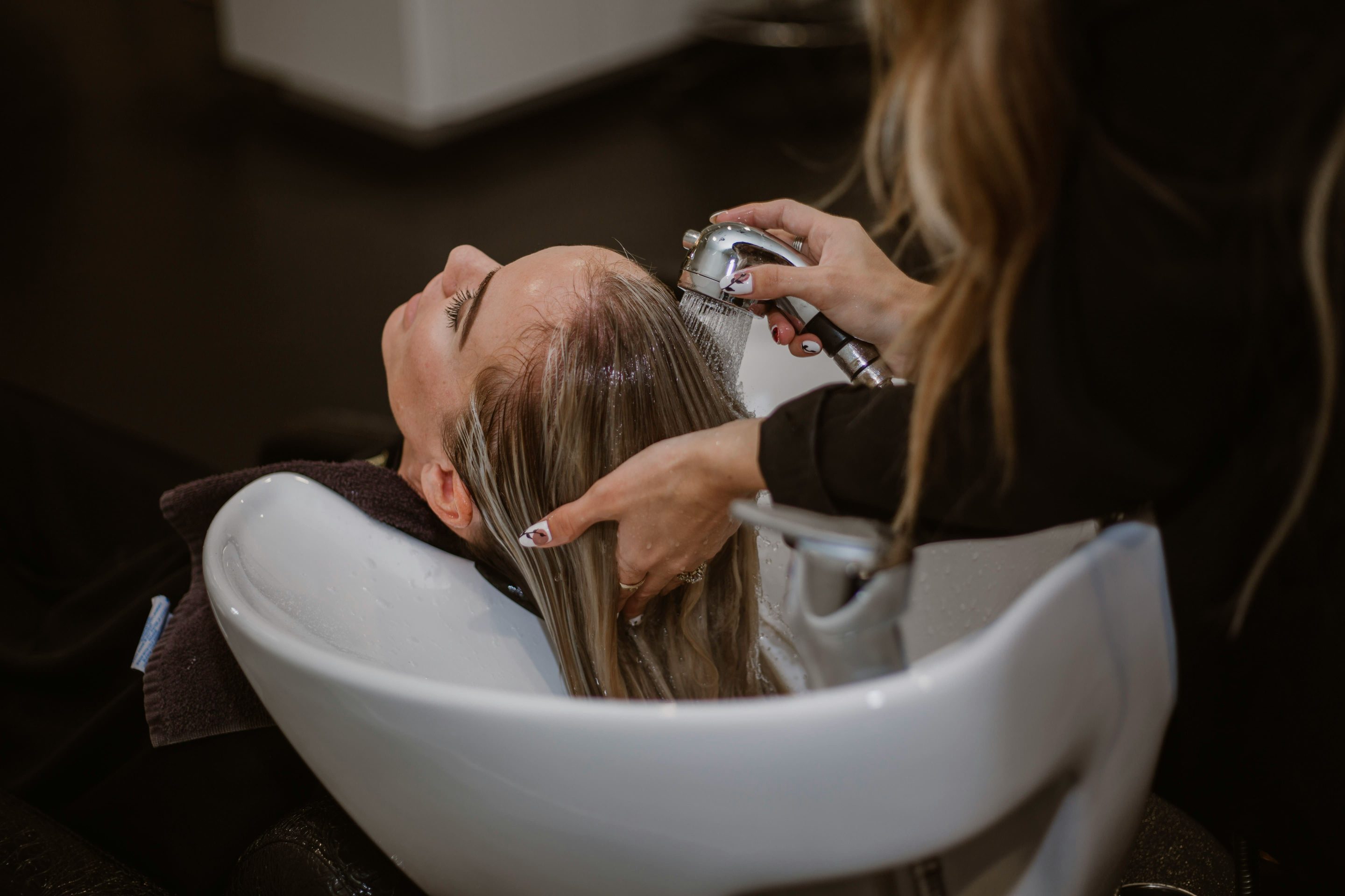 Angelcoiffure-coiffeur-femme-homme-barbier-esthetique-lunel-viel Soins Angel coiffure